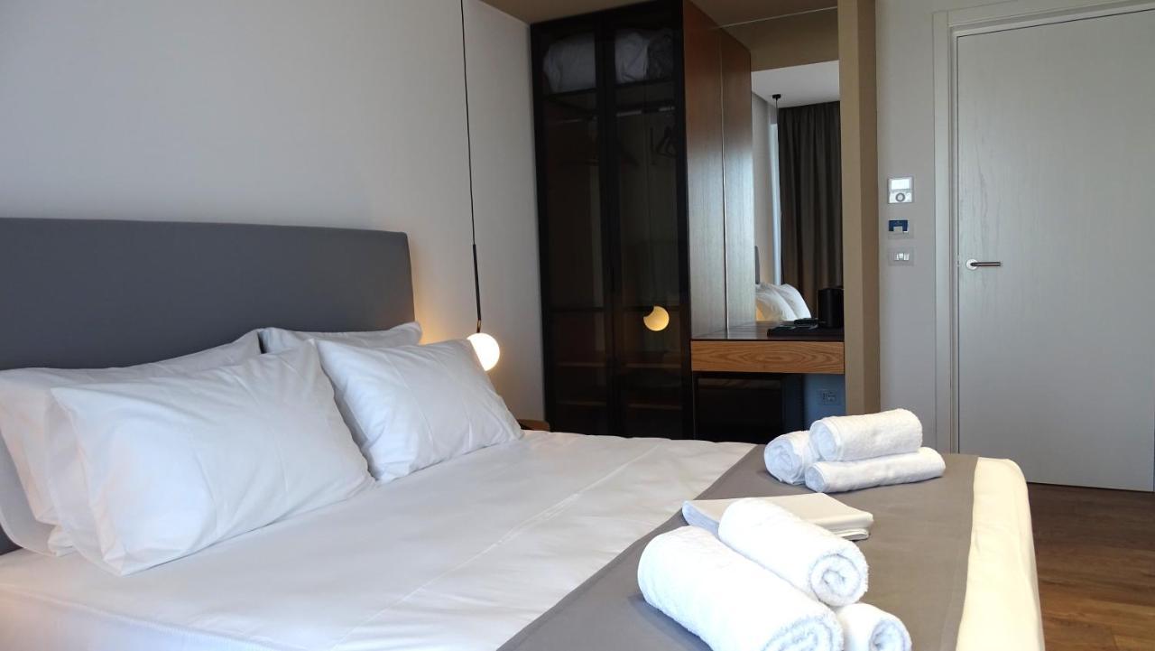 Valmar Hotel Ksamil Eksteriør billede